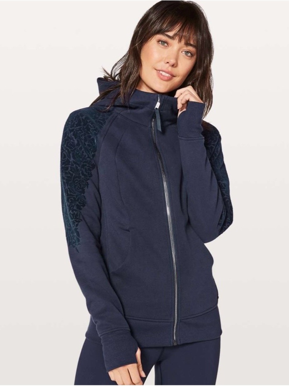 Lululemon Scuba Hoodie Light Cotton Fleece (Floral Flock)
Midnight Navy